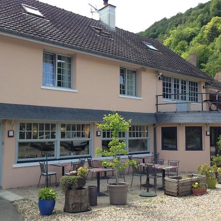 Auberge De La Roque La Roquette Exteriör bild