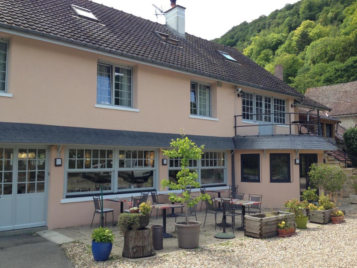 Auberge De La Roque La Roquette Exteriör bild